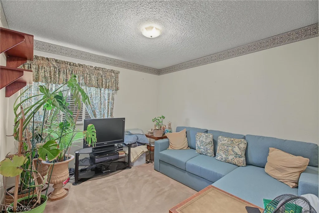6333 Copperfield, Las Vegas, NV 89108