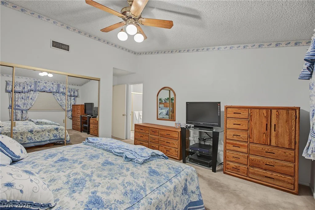 6333 Copperfield, Las Vegas, NV 89108