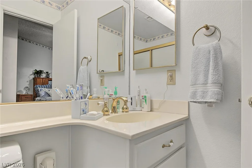 6333 Copperfield, Las Vegas, NV 89108