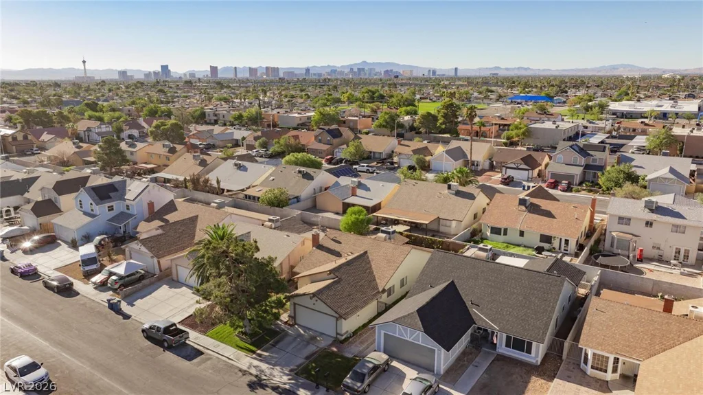 6333 Copperfield, Las Vegas, NV 89108