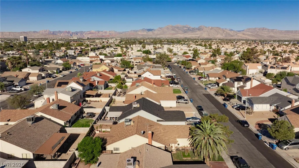 6333 Copperfield, Las Vegas, NV 89108