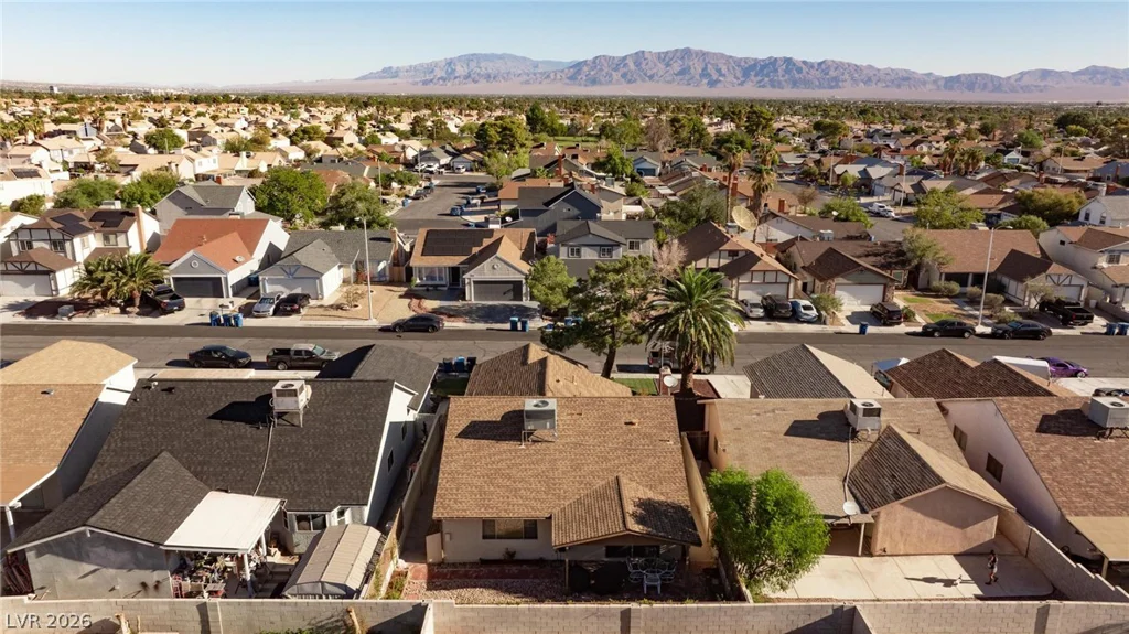 6333 Copperfield, Las Vegas, NV 89108