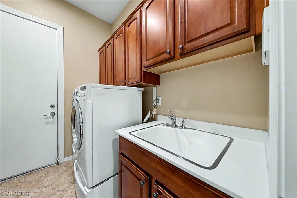 2204 Canyonville, Henderson, NV 89044