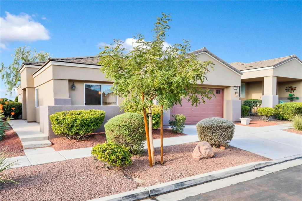 10529 India Hawthorn, Las Vegas, NV 89144