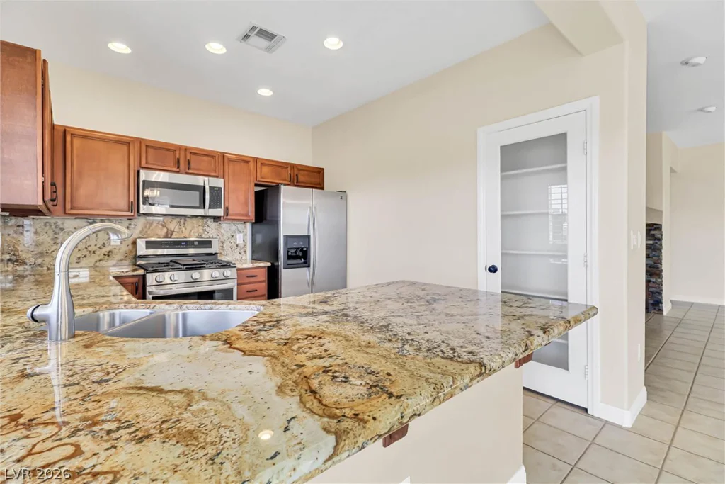 10529 India Hawthorn, Las Vegas, NV 89144