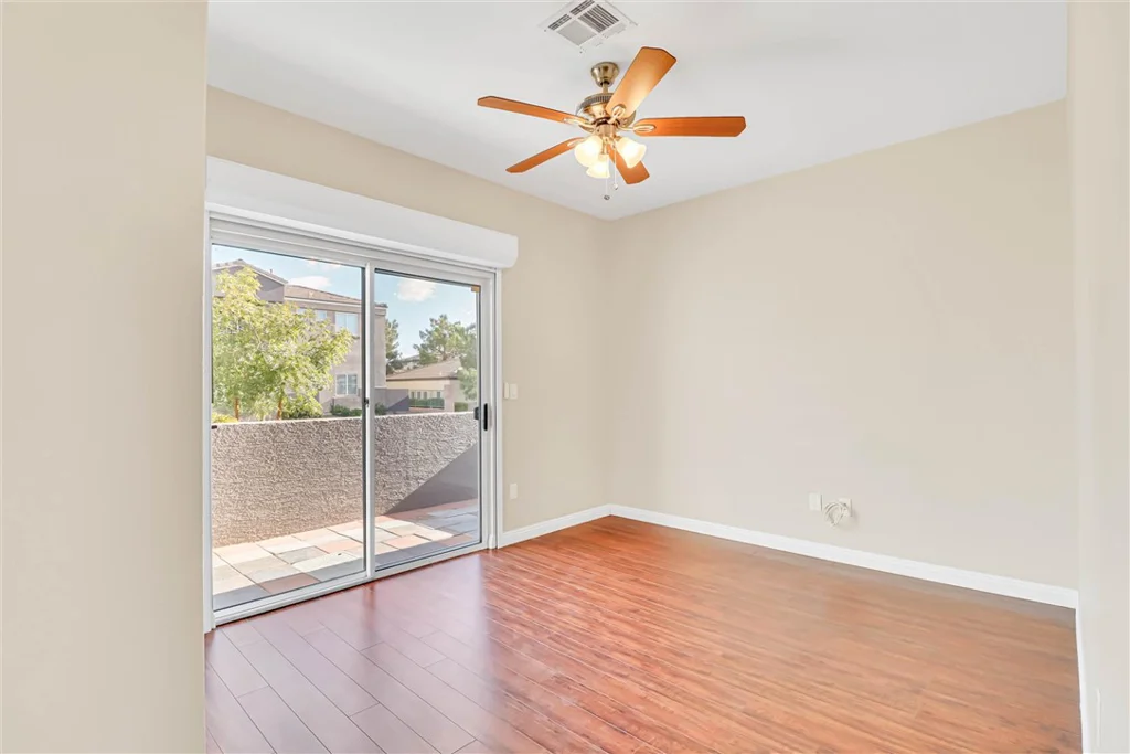 10529 India Hawthorn, Las Vegas, NV 89144