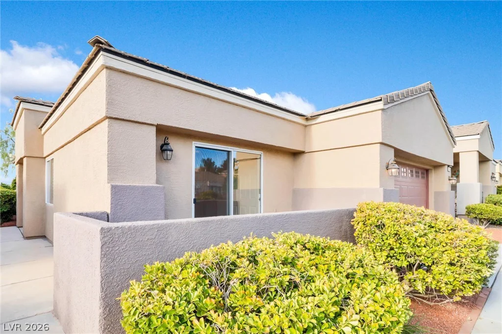 10529 India Hawthorn, Las Vegas, NV 89144