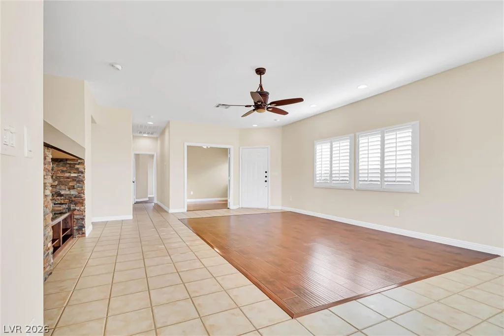 10529 India Hawthorn, Las Vegas, NV 89144