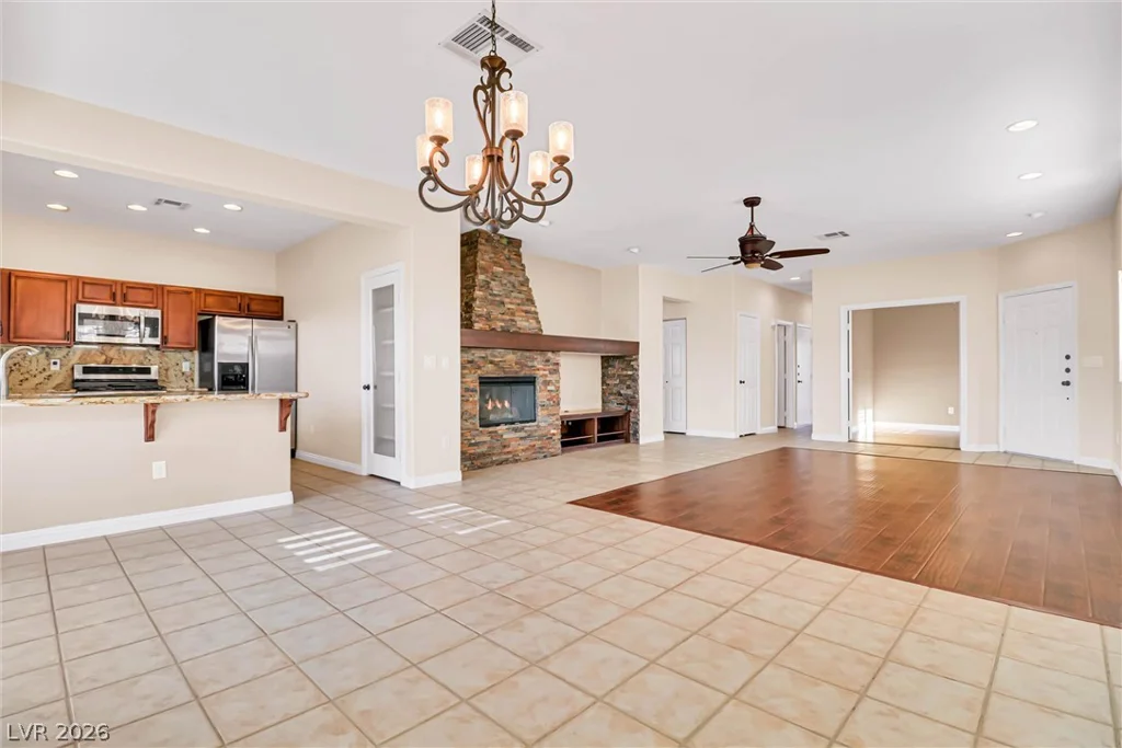 10529 India Hawthorn, Las Vegas, NV 89144