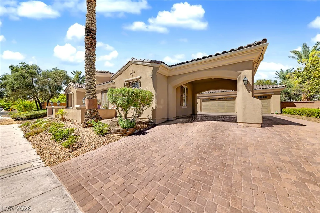 6292 San Gagano, Las Vegas, NV 89131