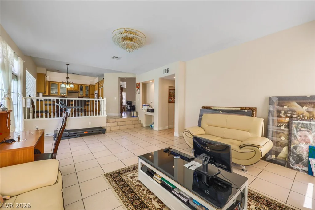 1717 Double Arrow, Las Vegas, NV 89128