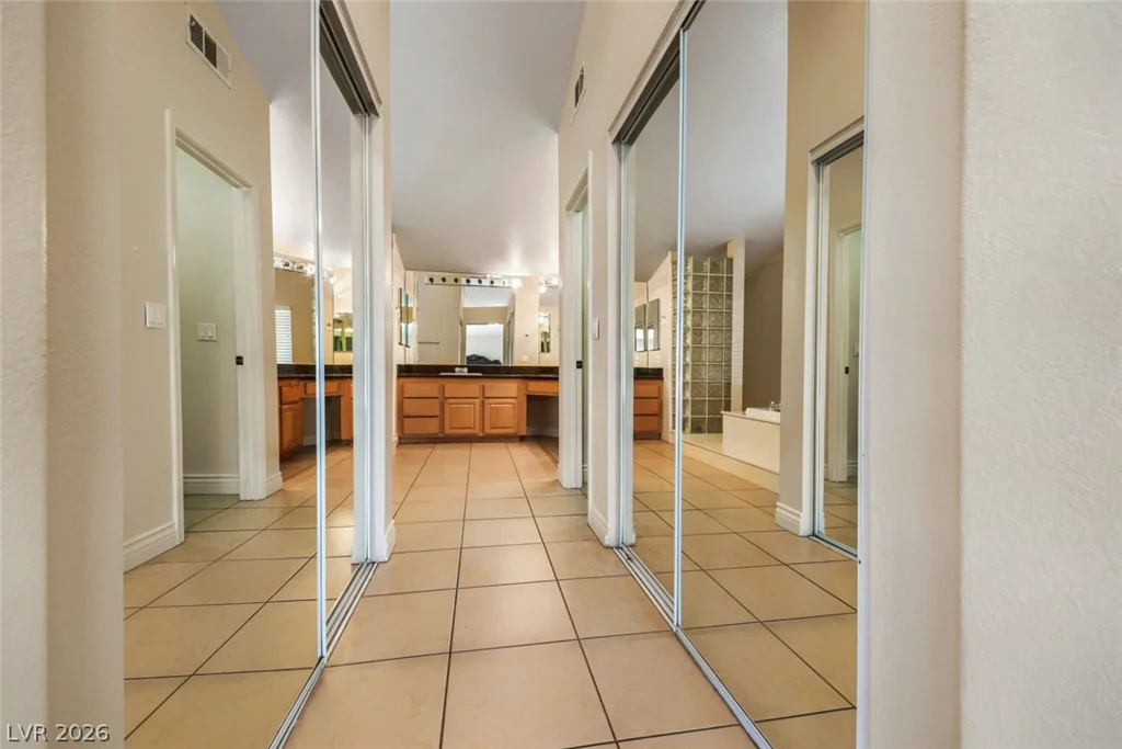 1717 Double Arrow, Las Vegas, NV 89128