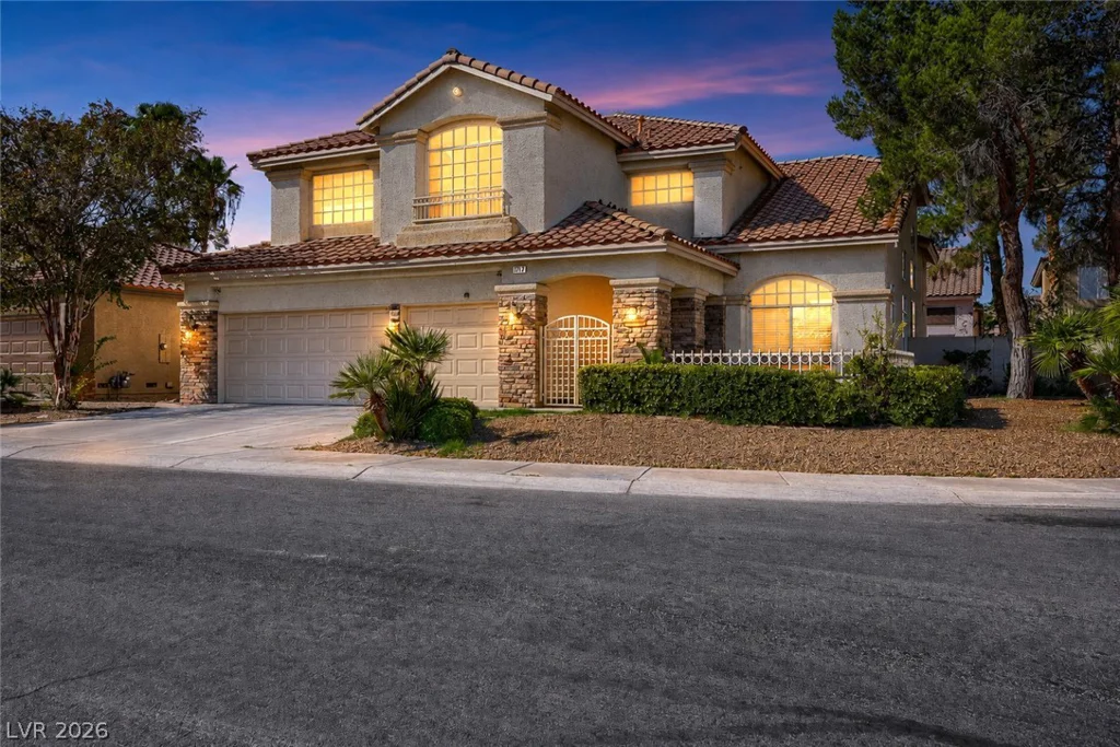 1717 Double Arrow, Las Vegas, NV 89128