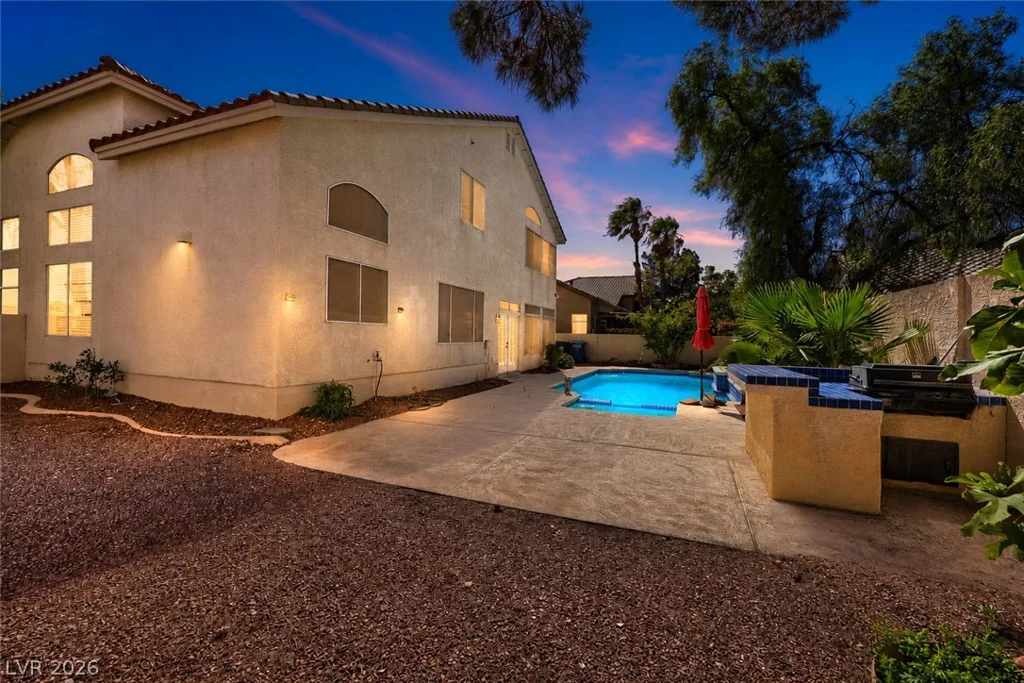 1717 Double Arrow, Las Vegas, NV 89128