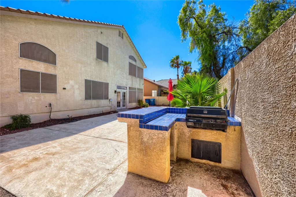 1717 Double Arrow, Las Vegas, NV 89128