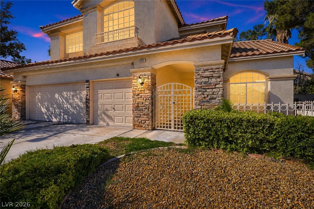1717 Double Arrow, Las Vegas, NV 89128