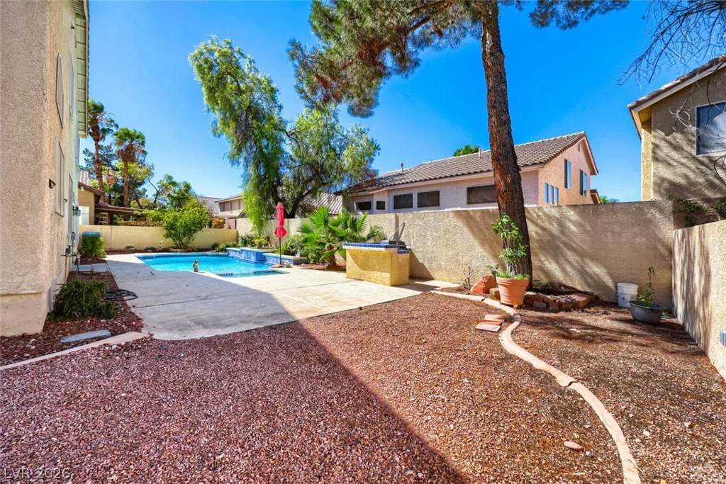 1717 Double Arrow, Las Vegas, NV 89128