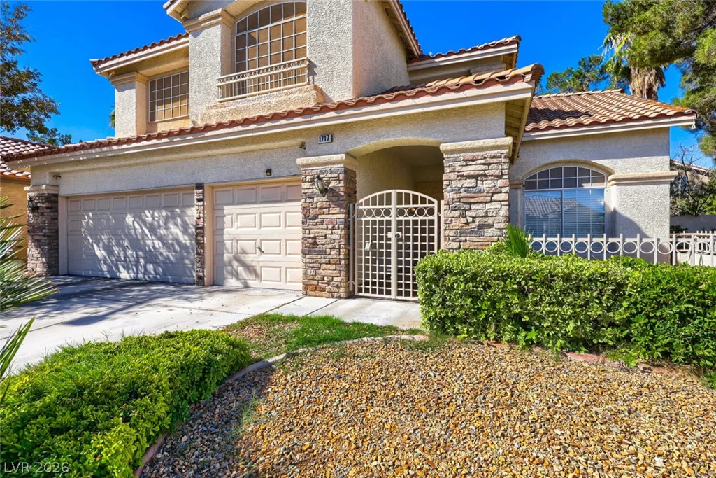 1717 Double Arrow, Las Vegas, NV 89128