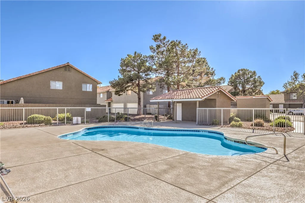 1332 Sunblossom, Las Vegas, NV 89128