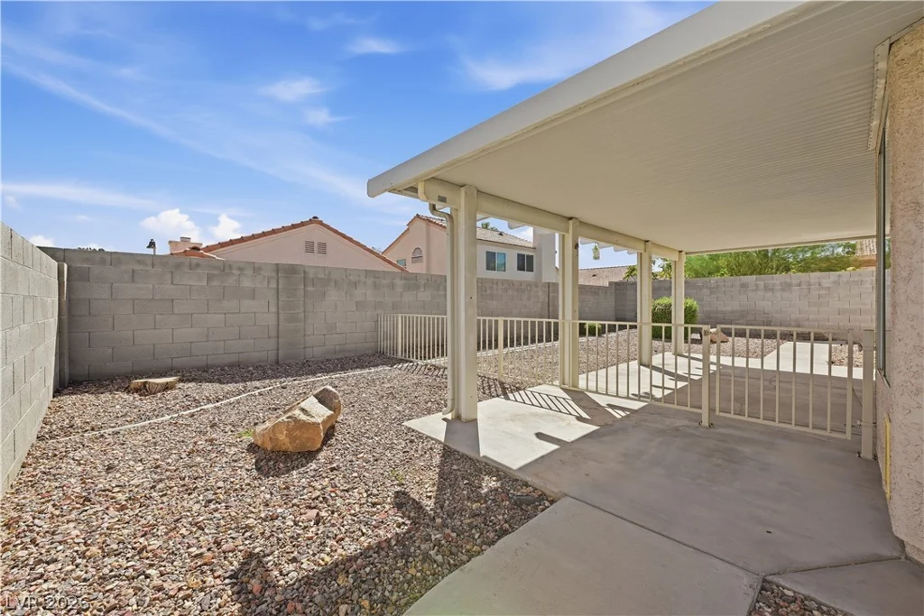 9817 Cross Creek, Las Vegas, NV 89117