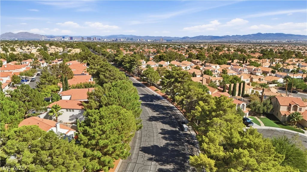 9817 Cross Creek, Las Vegas, NV 89117