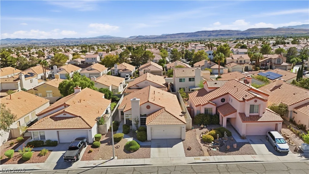 9817 Cross Creek, Las Vegas, NV 89117