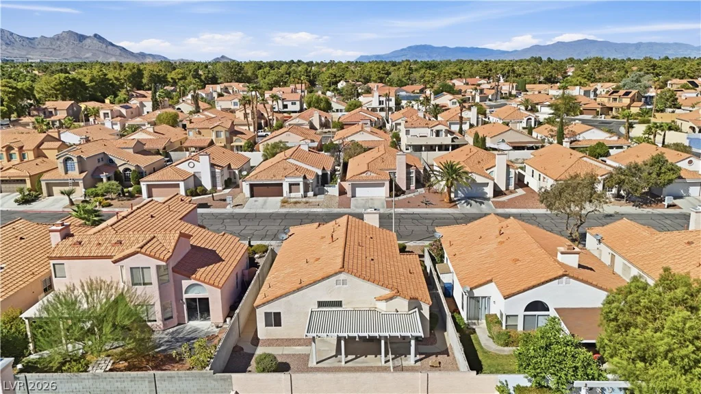 9817 Cross Creek, Las Vegas, NV 89117