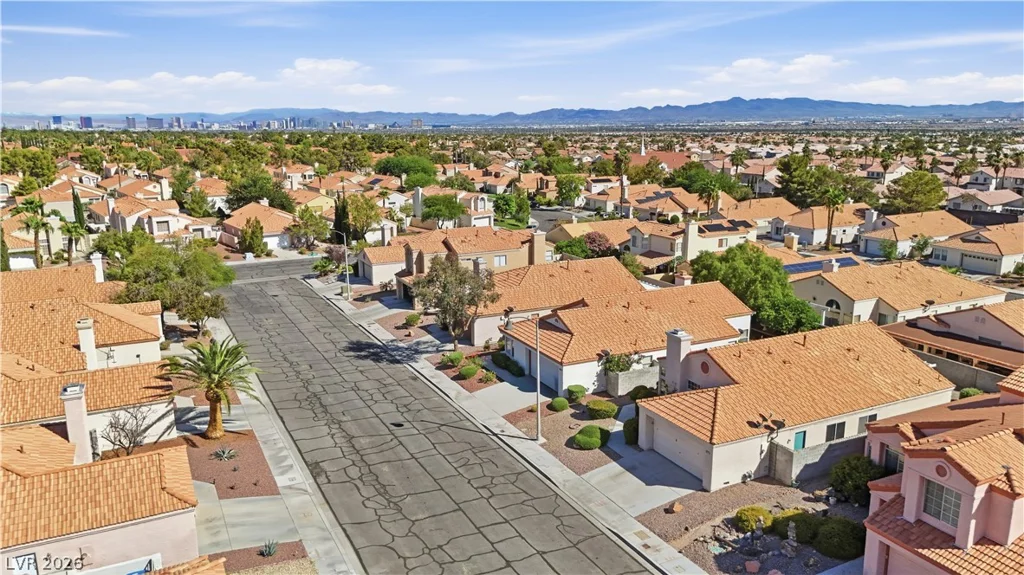 9817 Cross Creek, Las Vegas, NV 89117