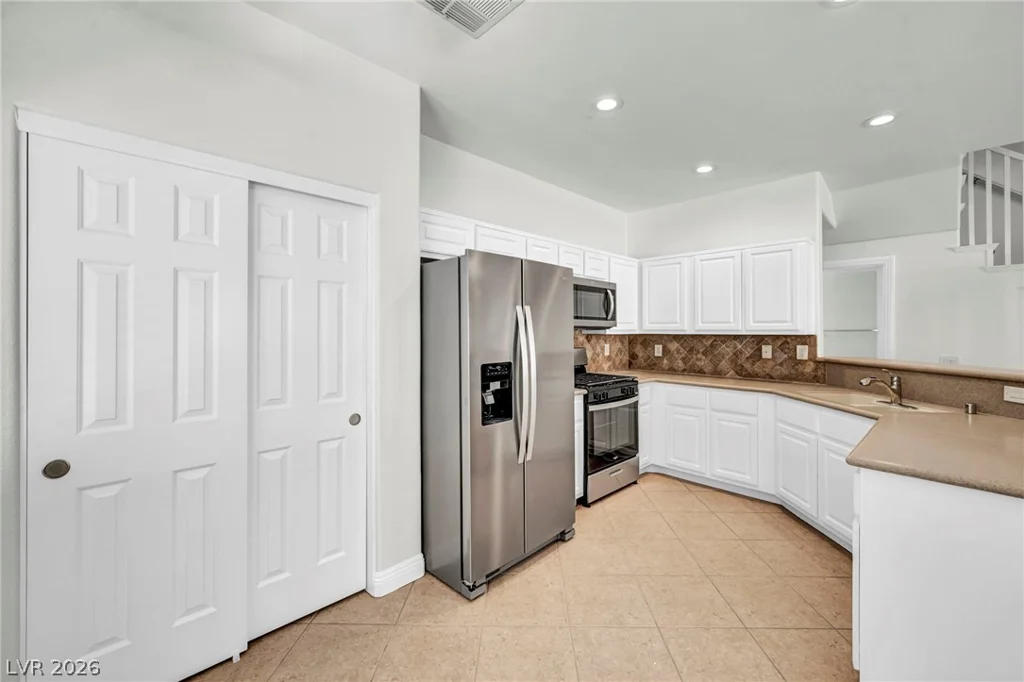 1144 Harts Bluff, Henderson, NV 89002