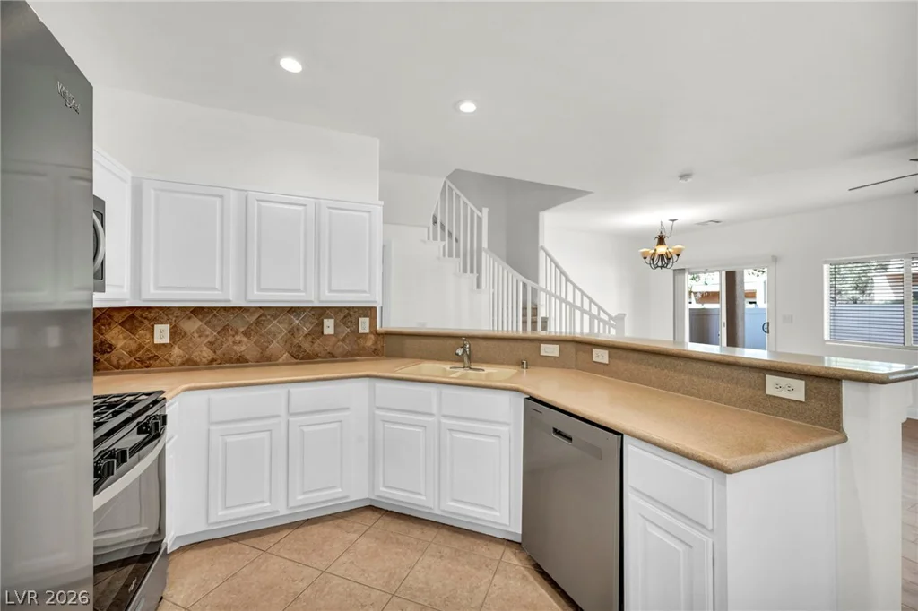 1144 Harts Bluff, Henderson, NV 89002