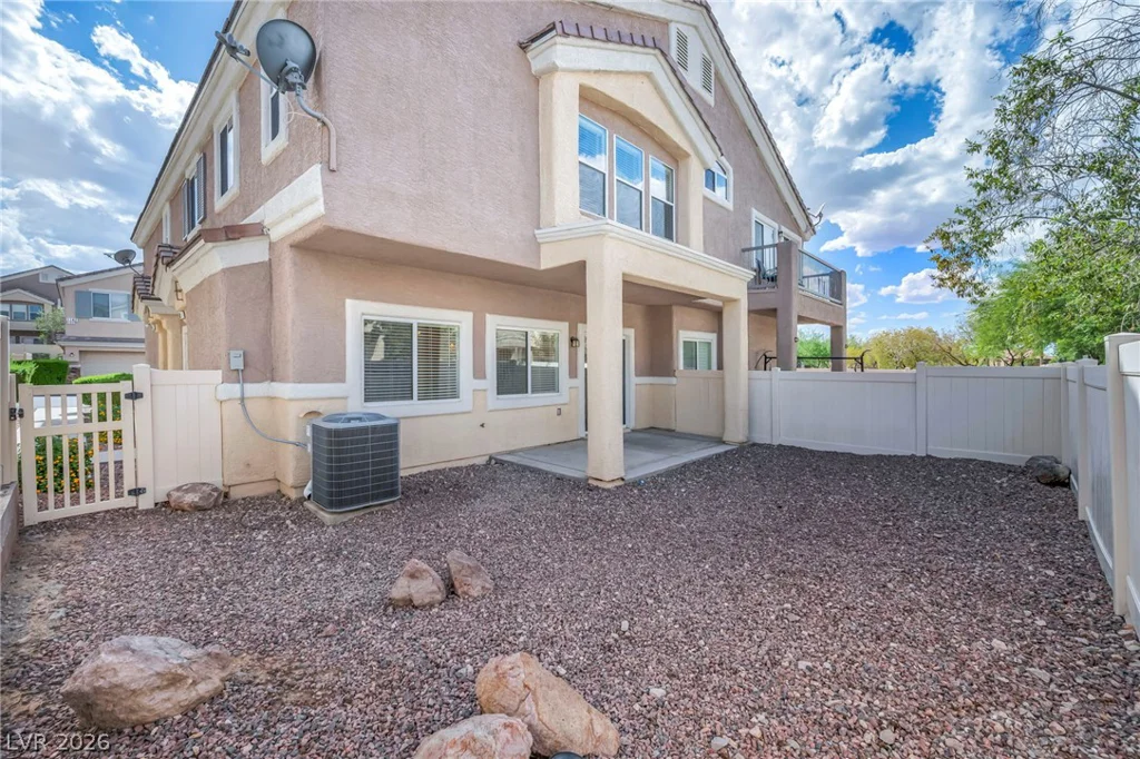 1144 Harts Bluff, Henderson, NV 89002