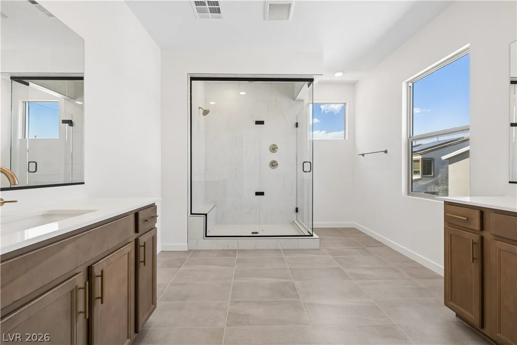10456 Mountain Aster, Las Vegas, NV 89166