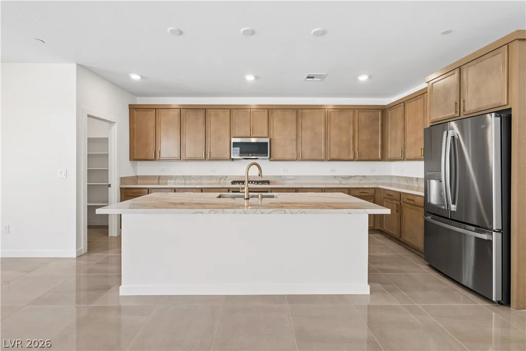 10456 Mountain Aster, Las Vegas, NV 89166