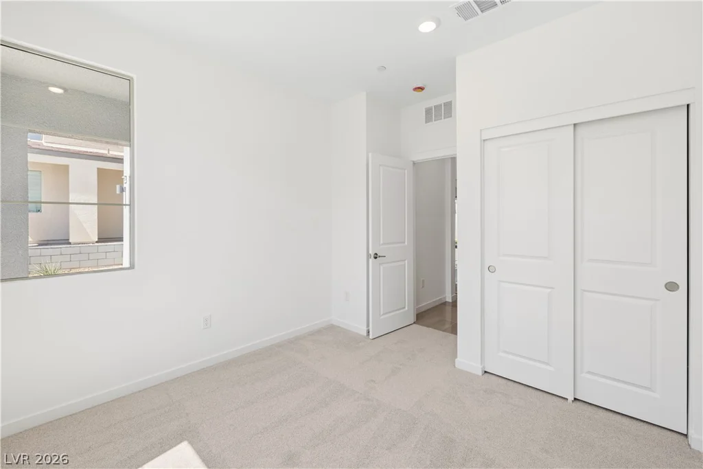10456 Mountain Aster, Las Vegas, NV 89166