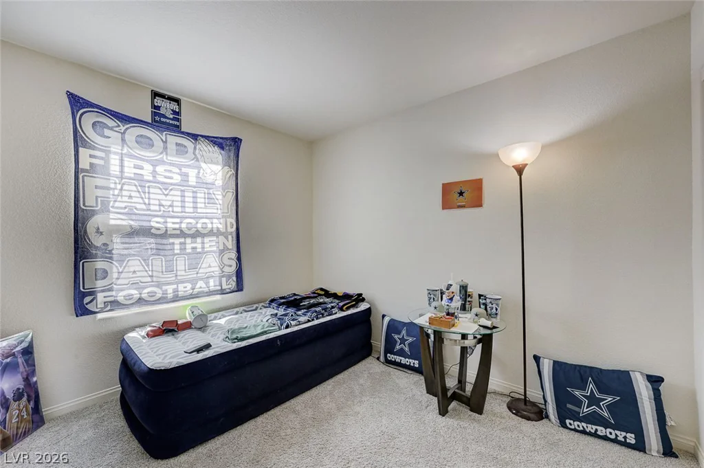 6804 Satin Silver, North Las Vegas, NV 89086