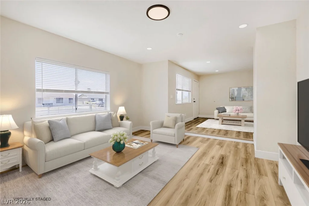 914 Palo Verde, Henderson, NV 89015