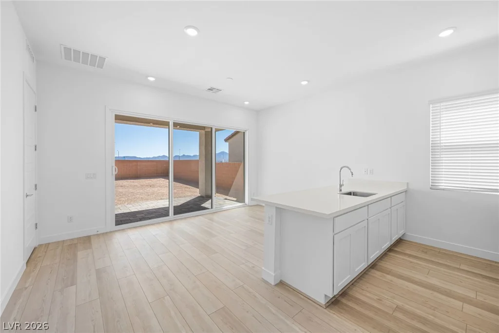 9992 Decano Ridge, Las Vegas, NV 89141
