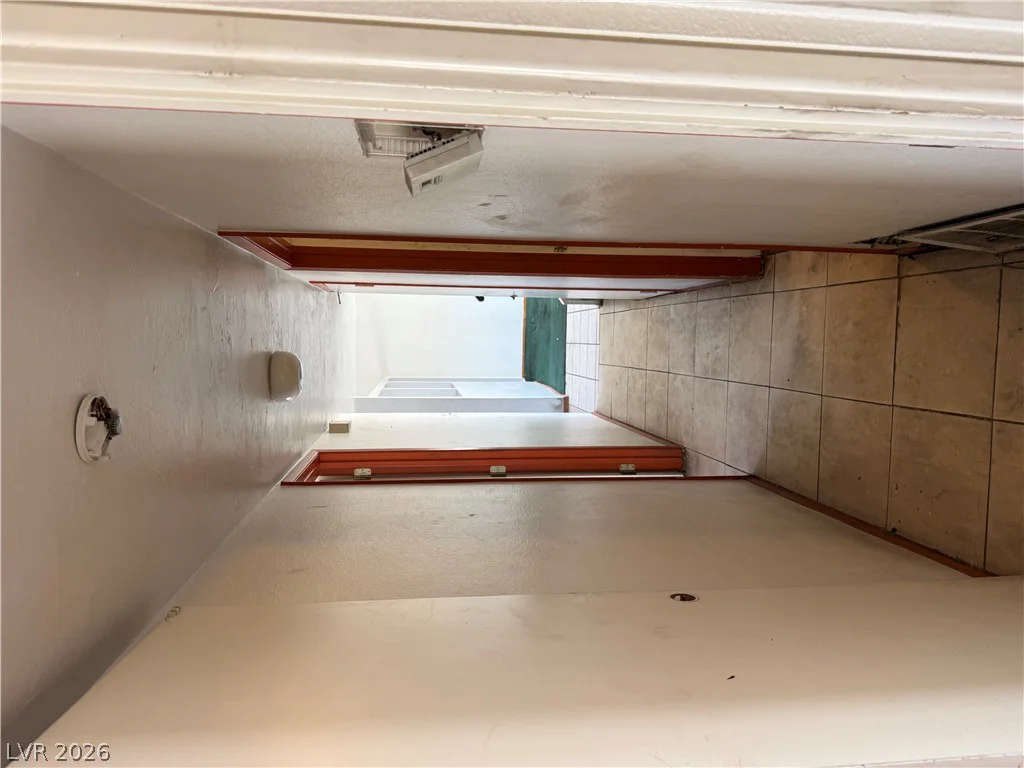 5473 SOUTH Eastern, Las Vegas, NV 89119