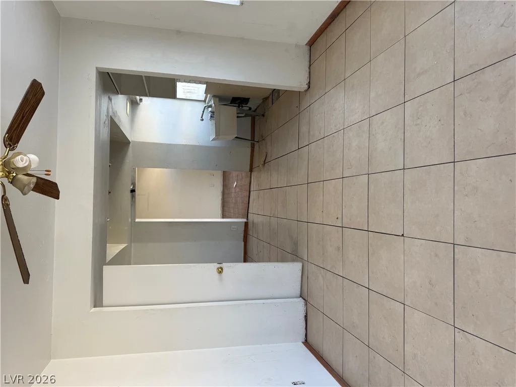 5473 SOUTH Eastern, Las Vegas, NV 89119