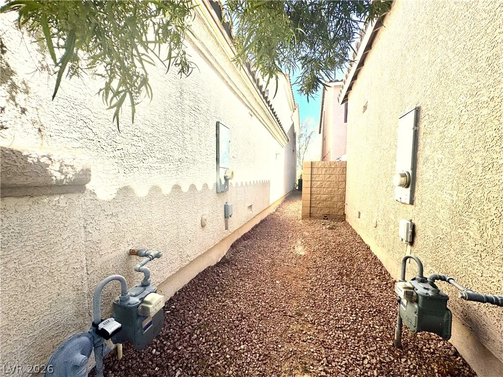 8986 Ellenbrook, Las Vegas, NV 89148