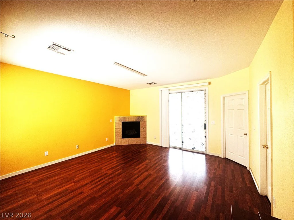 8986 Ellenbrook, Las Vegas, NV 89148