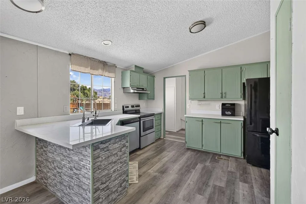 4460 Savoy, Pahrump, NV 89061