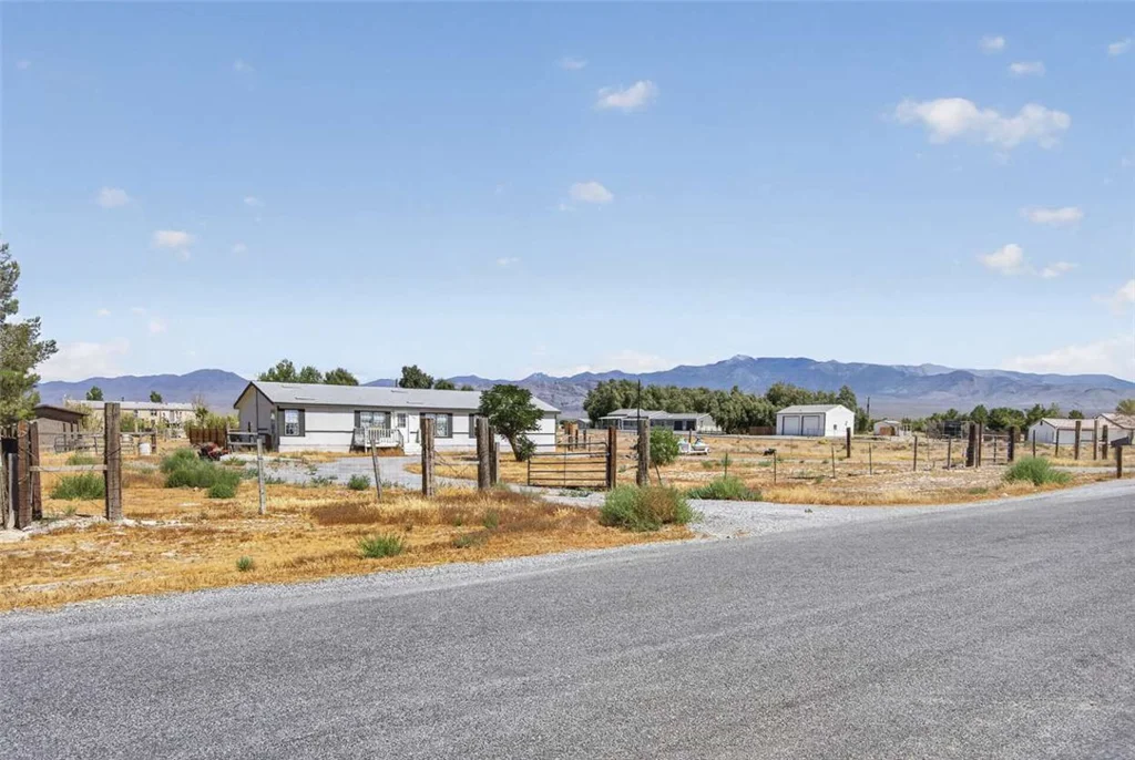 4460 Savoy, Pahrump, NV 89061