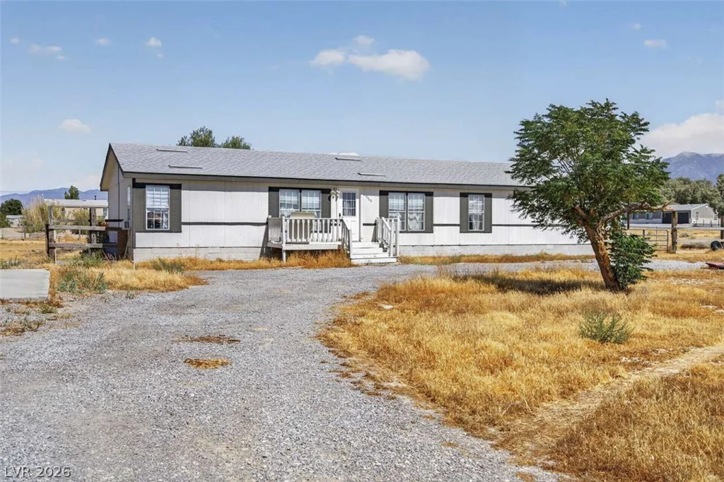 4460 Savoy, Pahrump, NV 89061