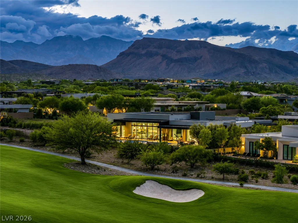 43 Crested Cloud, Las Vegas, NV 89135
