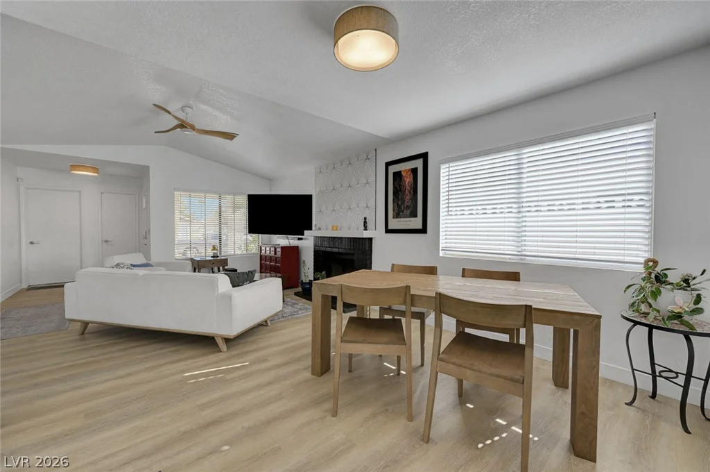 2547 Wolverton, Henderson, NV 89074