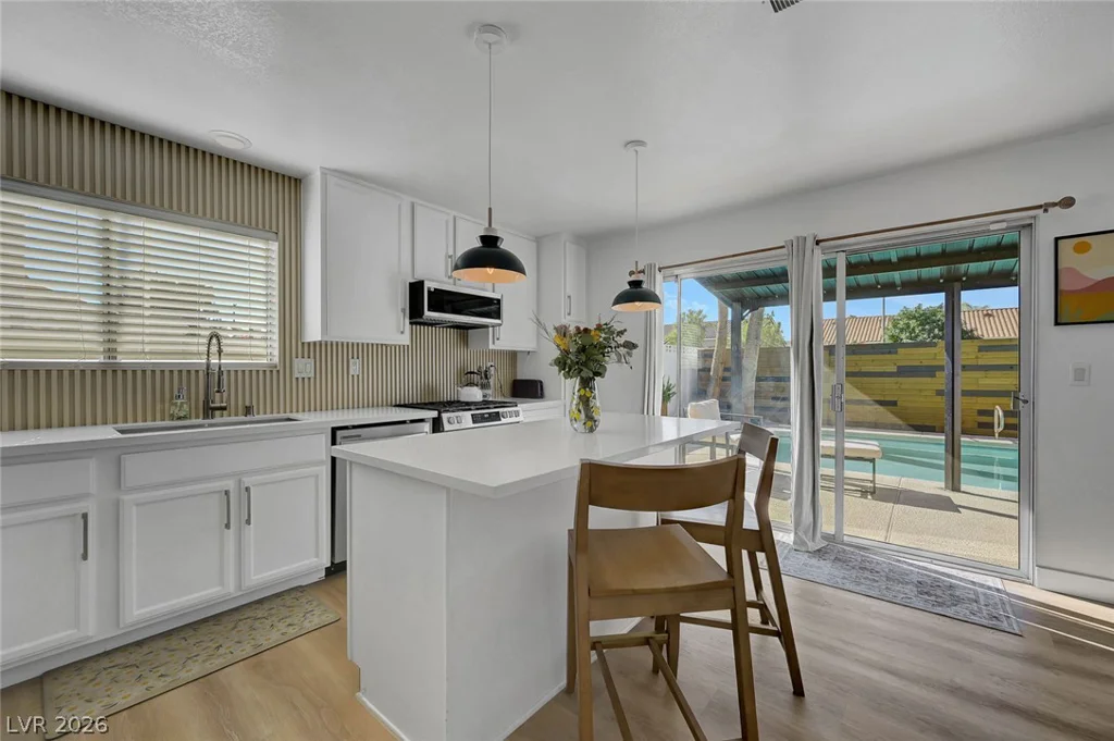 2547 Wolverton, Henderson, NV 89074