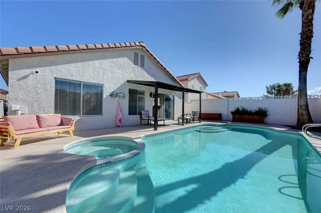 2547 Wolverton, Henderson, NV 89074