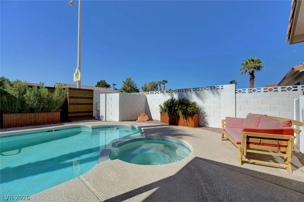 2547 Wolverton, Henderson, NV 89074