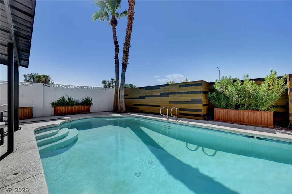 2547 Wolverton, Henderson, NV 89074